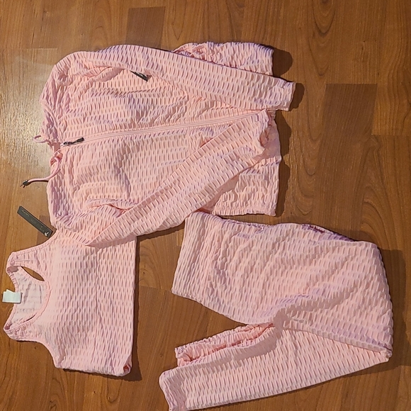 NWT Brazilian 3 piece jogger set - Picture 2 of 15